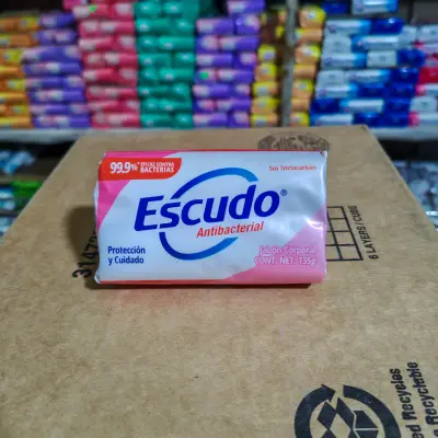 Jabón Escudo antibacterial protección y cuidado - 135g