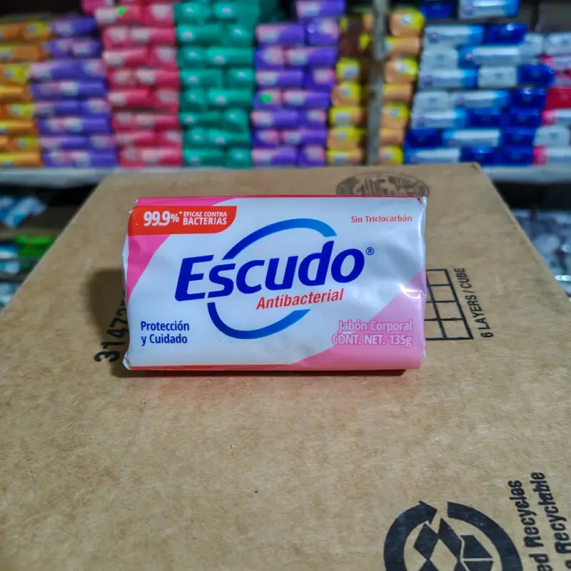 Jabón Escudo antibacterial protección y cuidado - 135g