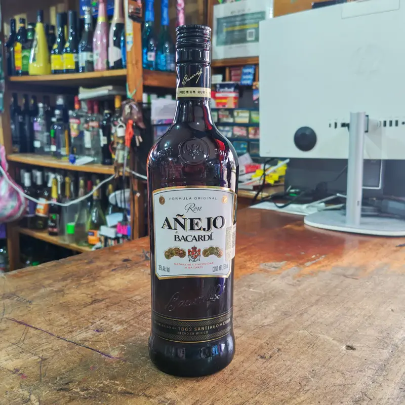 Ron Bacardí Añejo - 750ml