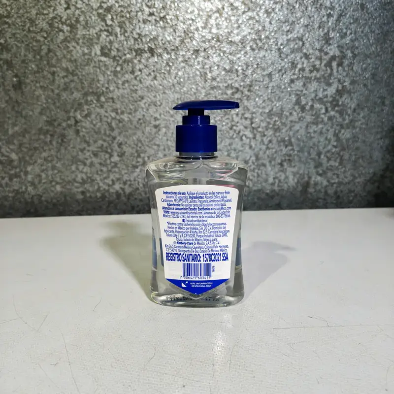 Gel antiséptico Escudo Antibacterial para manos - 225ml