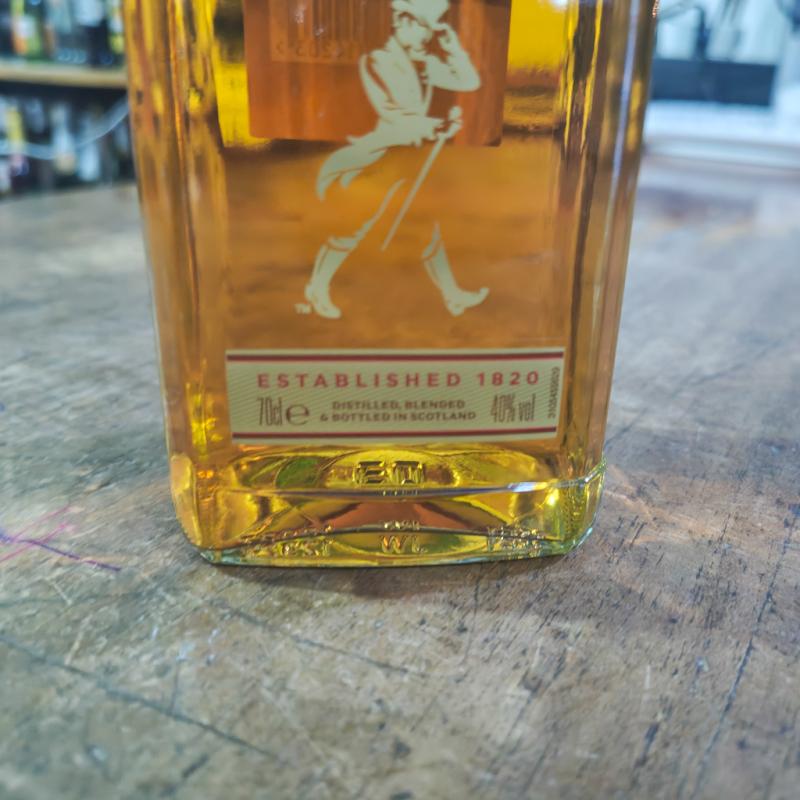 Whisky Johnnie Walker Red Label Blended Scotch 700ml
