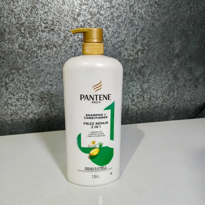 Shampoo + Acondicionador Pantene Pro-V Frizz Repair - 2 en 1 - 1.19L