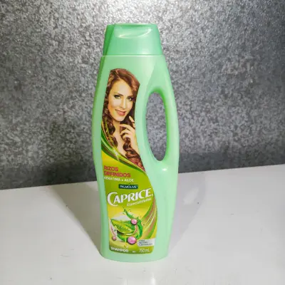 Shampoo Caprice - Rizos Definidos Con Keratina y Aloe - 750ml